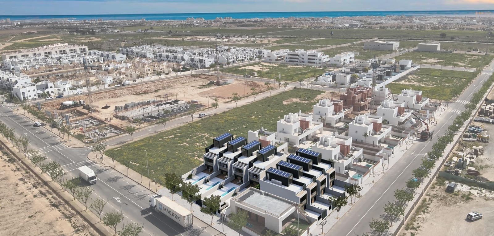 Casa de 3 habitaciones en Pilar de la Horadada en venta con piscina - 385.000 € (Ref: 9016096)