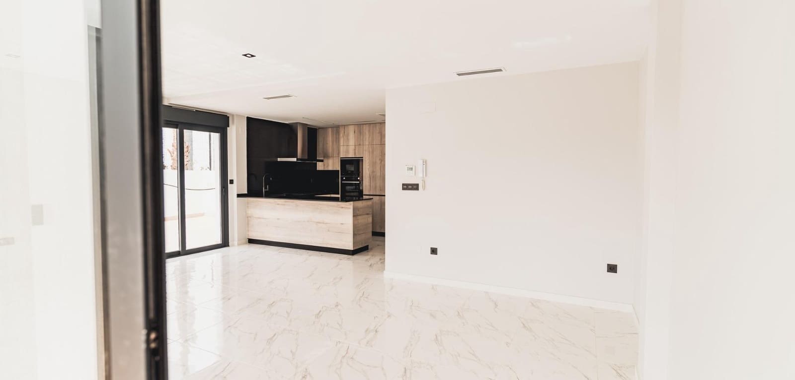 4 bedroom Villa for sale in Orihuela Costa with pool - € 699,900 (Ref: 9016100)