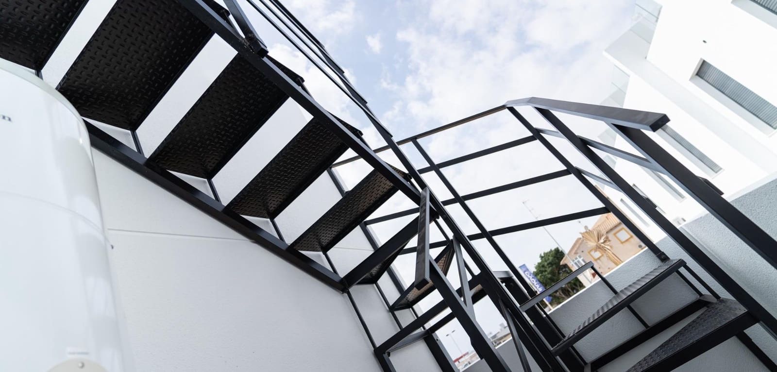 4 bedroom Villa for sale in Orihuela Costa with pool - € 699,900 (Ref: 9016100)