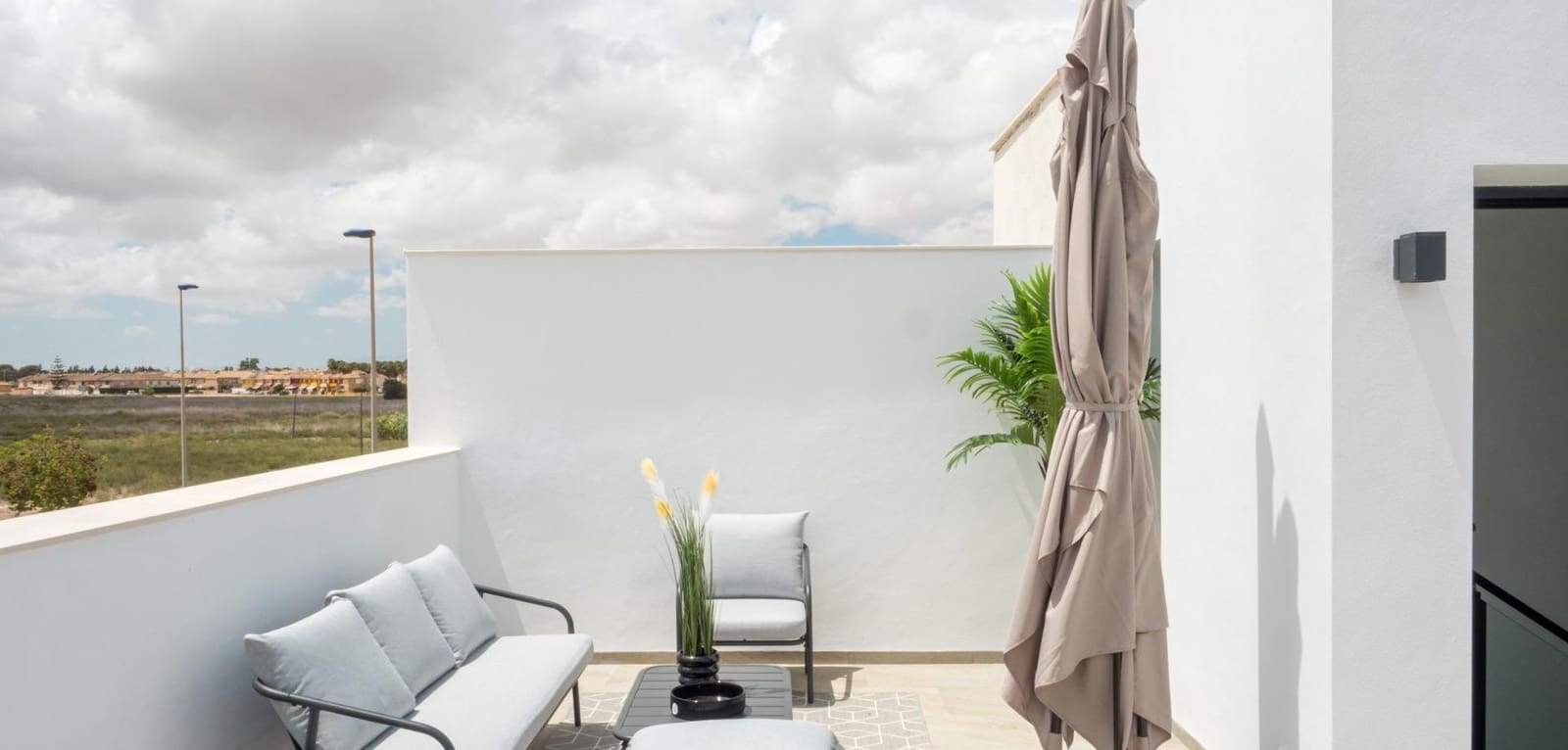 3 bedroom Villa for sale in San Pedro del Pinatar with pool - € 465,000 (Ref: 9016102)