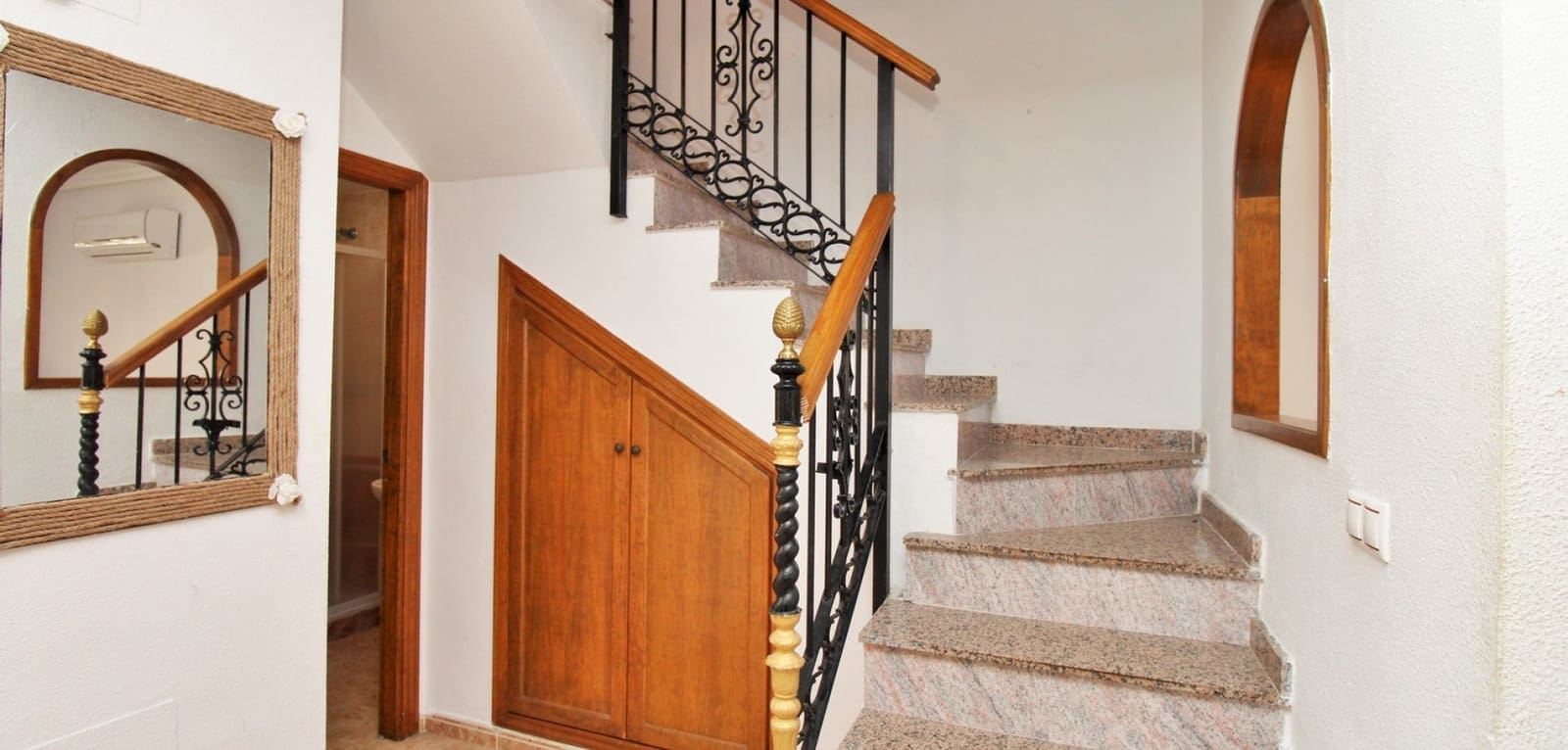 3 soverom Hus til salgs i Villamartin med svømmebasseng - € 164 900 (Ref: 9016111)