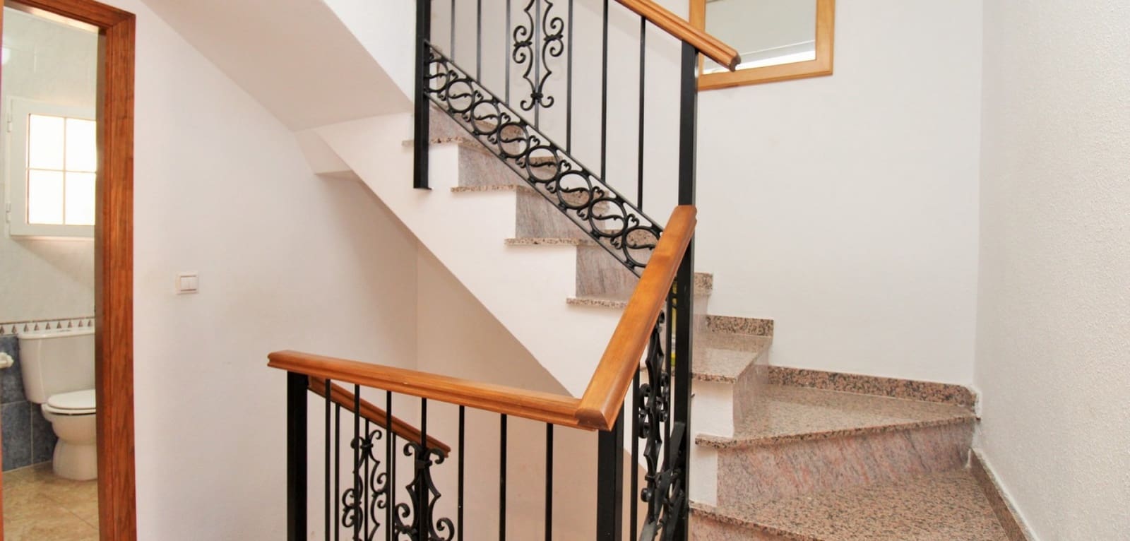 3 soverom Hus til salgs i Villamartin med svømmebasseng - € 164 900 (Ref: 9016111)