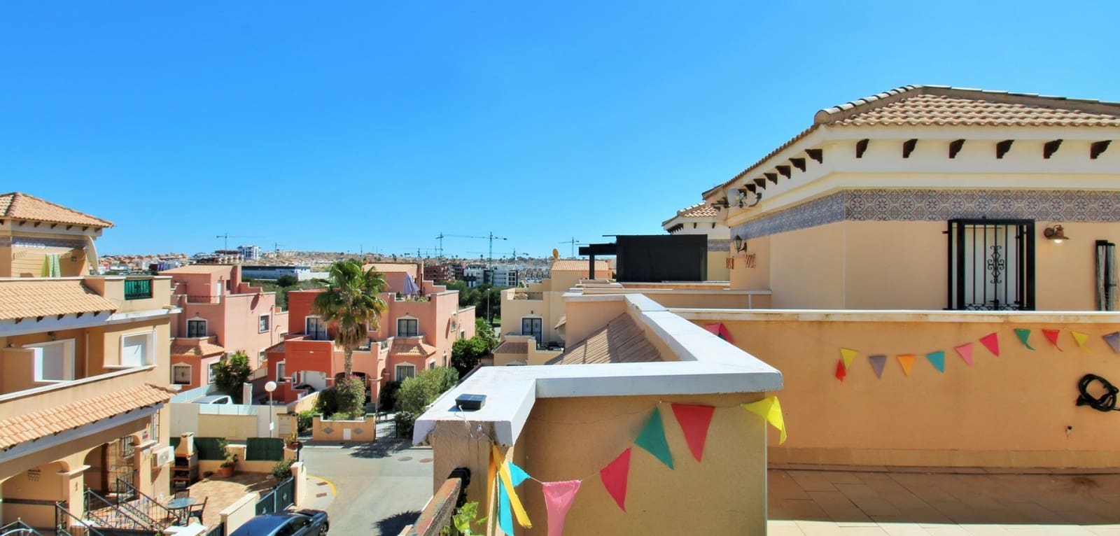 3 soverom Hus til salgs i Villamartin med svømmebasseng - € 164 900 (Ref: 9016111)