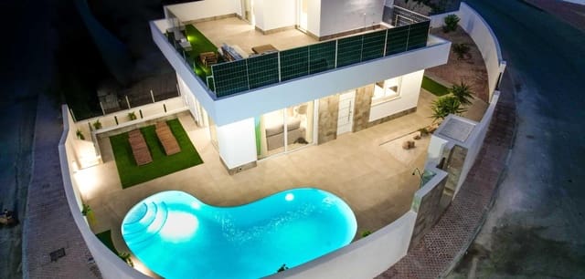 3 bedroom Villa for sale in La Marquesa, Rojales with pool - € 598,000 (Ref: 9021407)