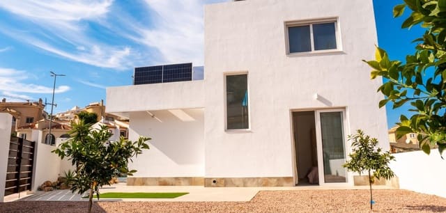 3 bedroom Villa for sale in La Marquesa, Rojales with pool - € 598,000 (Ref: 9021407)