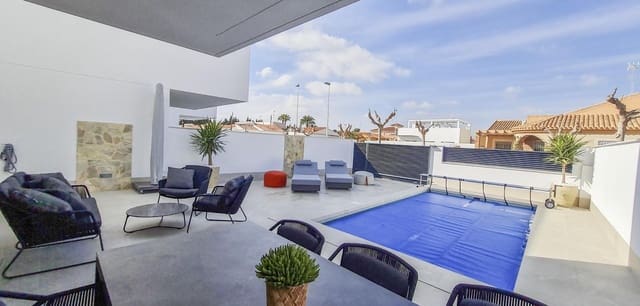 3 camera da letto Villa in vendita in San Pedro del Pinatar ciudad, San Pedro del Pinatar con piscina - 439.000 € (Rif: 9021408)