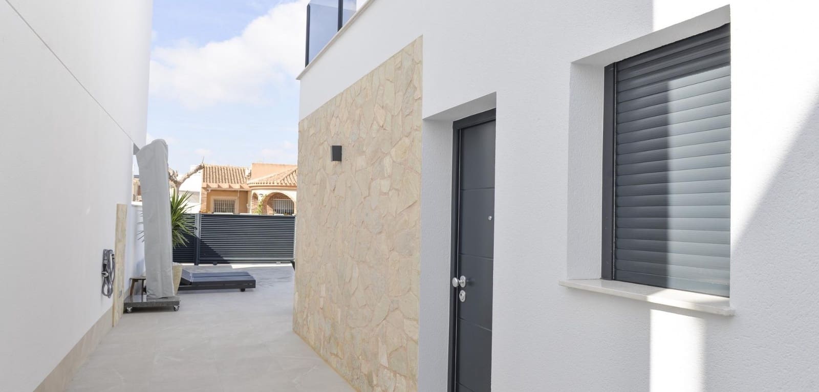 3 bedroom Villa for sale in San Pedro del Pinatar with pool - € 439,000 (Ref: 9021408)