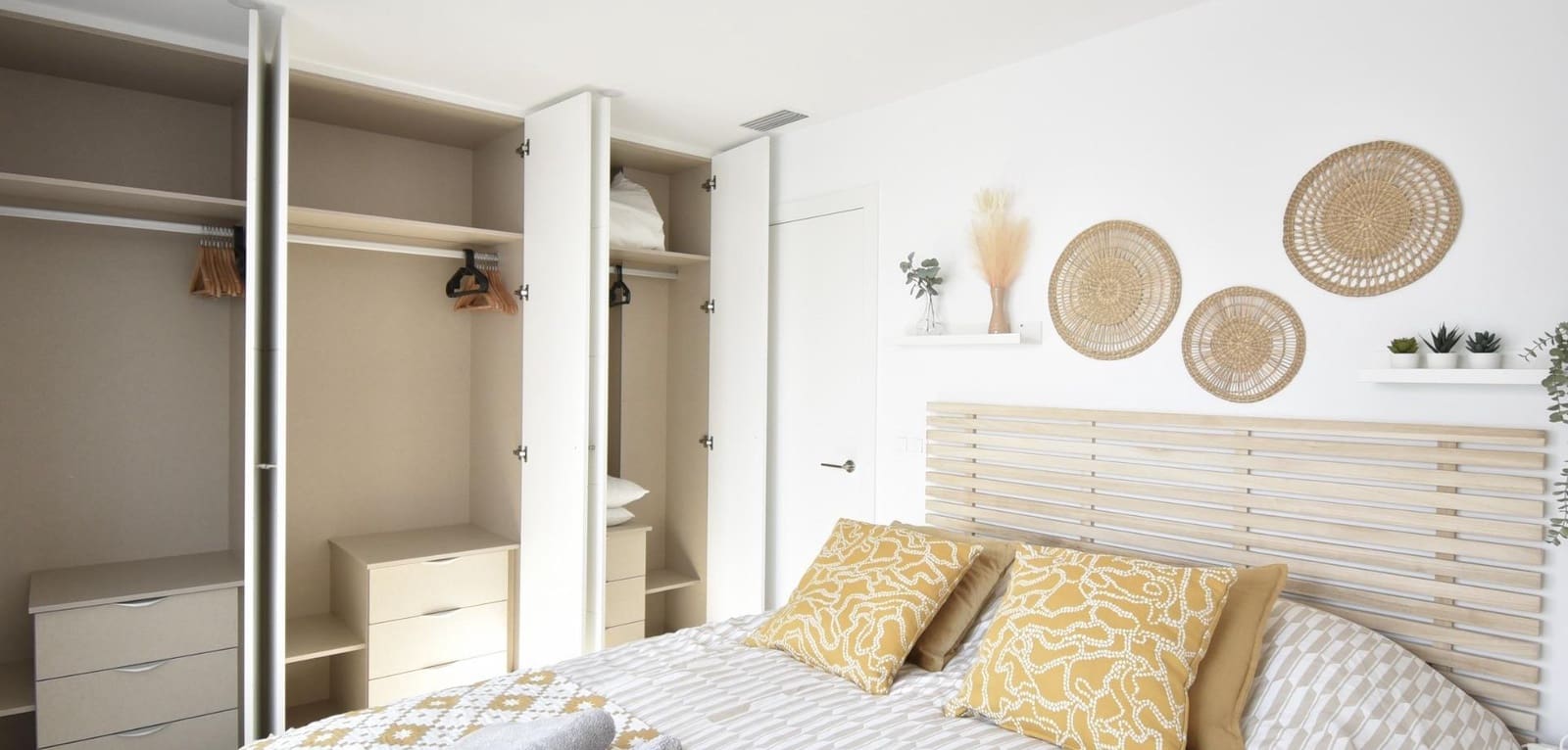 3 bedroom Villa for sale in San Pedro del Pinatar with pool - € 439,000 (Ref: 9021408)