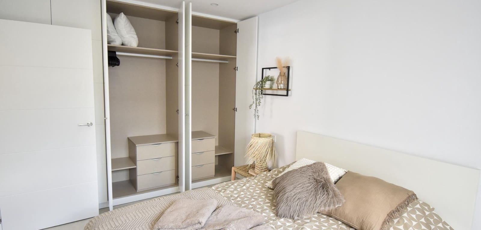 3 bedroom Villa for sale in San Pedro del Pinatar with pool - € 445,000 (Ref: 9021408)