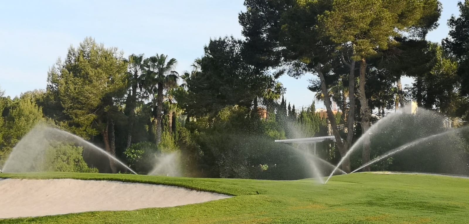 3 bedroom Villa for sale in Villamartin with pool - € 369,950 (Ref: 9021417)