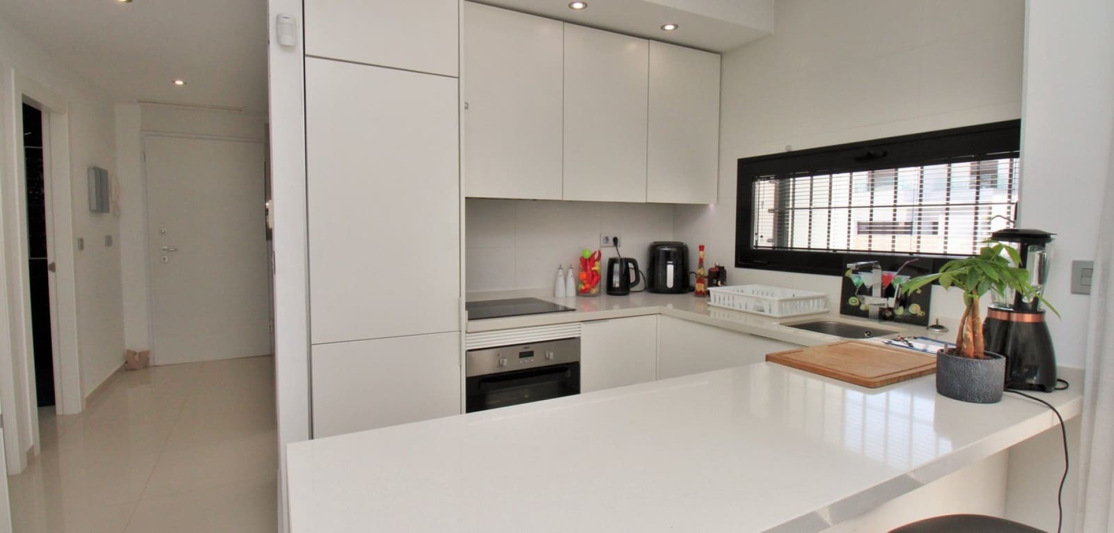 3 bedroom Villa for sale in Villamartin with pool - € 405,000 (Ref: 9021419)