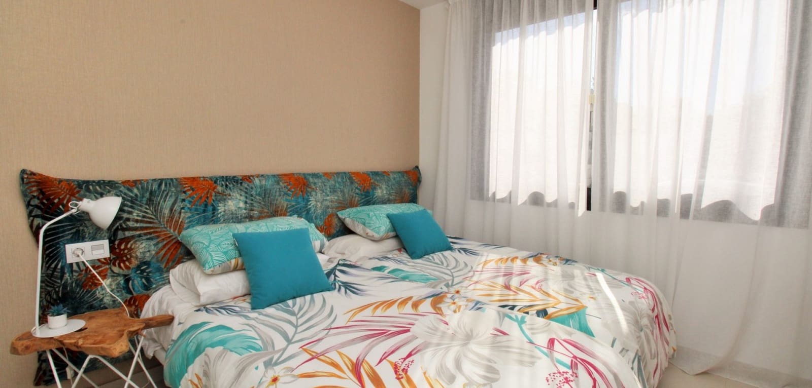 3 bedroom Villa for sale in Villamartin with pool - € 405,000 (Ref: 9021419)