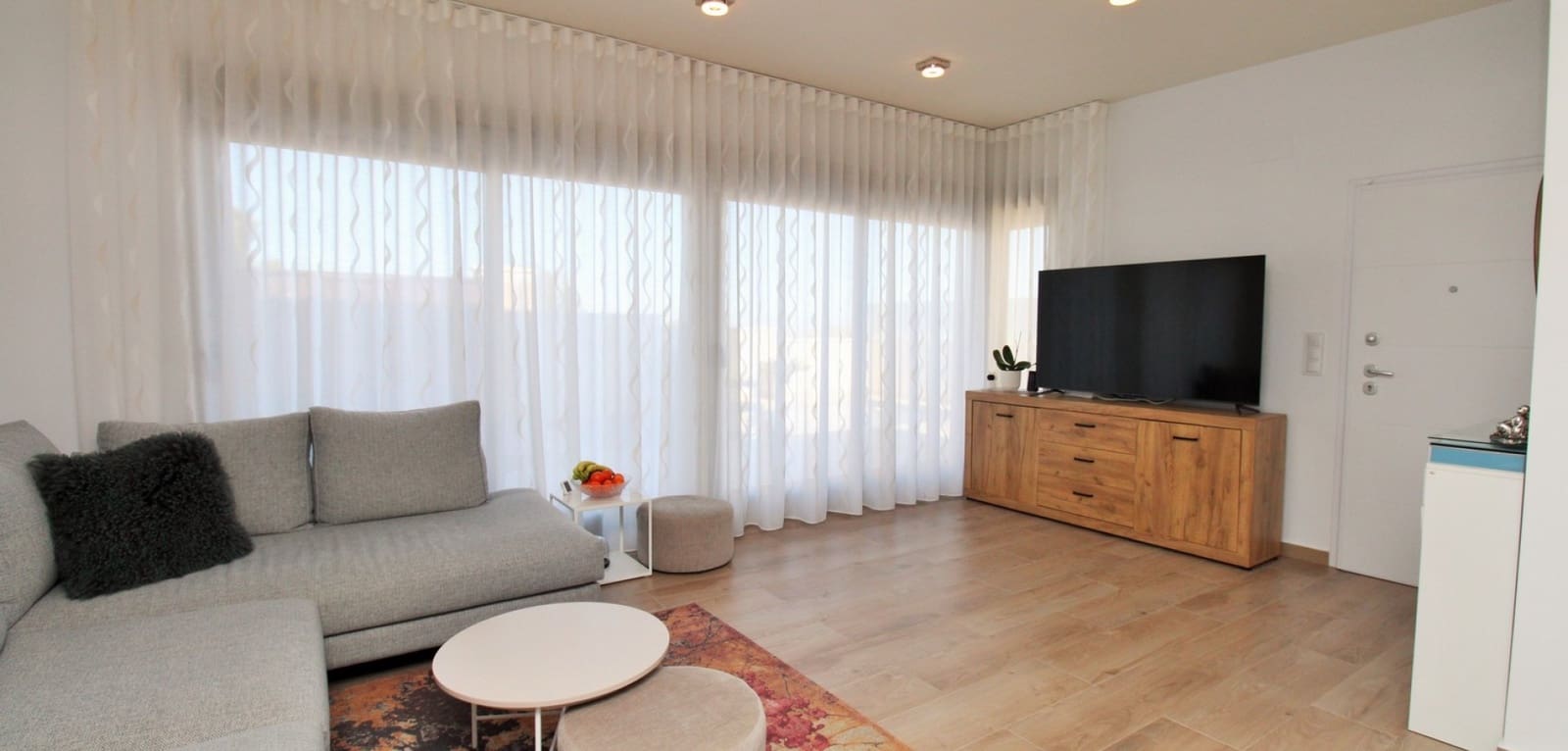 3 bedroom Villa for sale in Villamartin with pool - € 448,000 (Ref: 9021420)