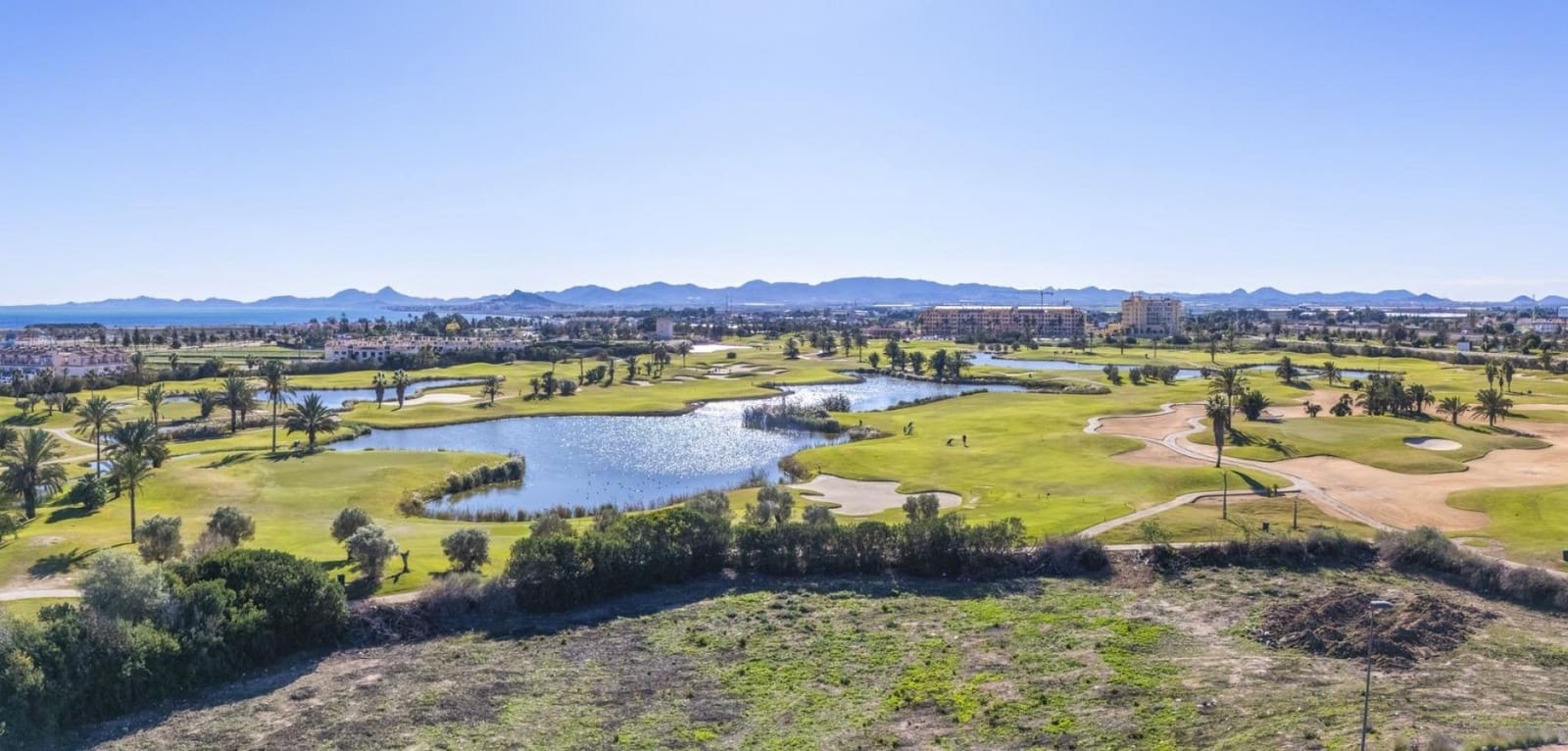 2 soveværelse Lejlighed til salg i Los Alcazares med swimmingpool - € 289.000 (Ref: 9021424)