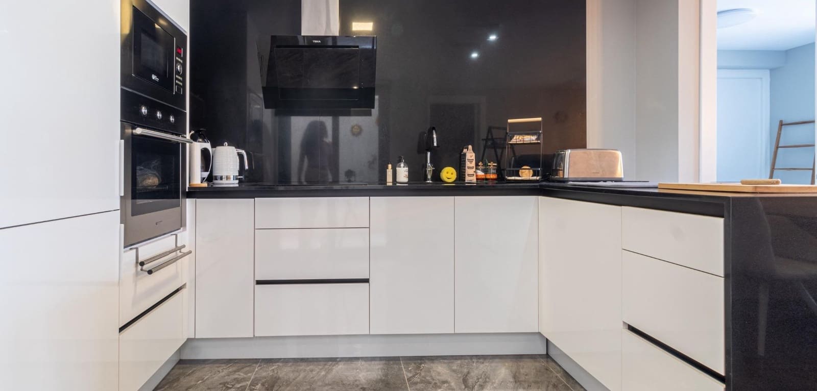 2 soveværelse Lejlighed til salg i La Florida med swimmingpool - € 269.000 (Ref: 9024225)