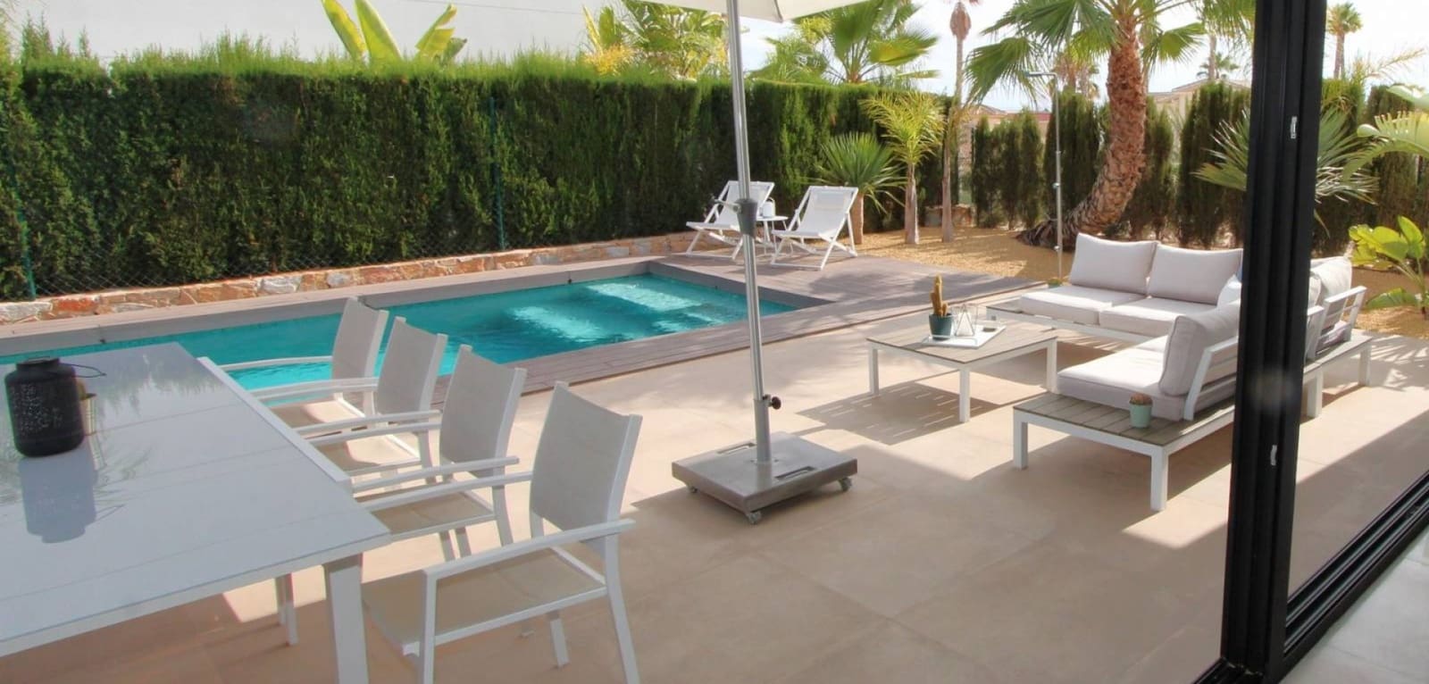 3 makuuhuone Huvila myytävänä paikassa Ciudad Quesada mukana uima-altaan - 750 000 € (Ref: 9024897)