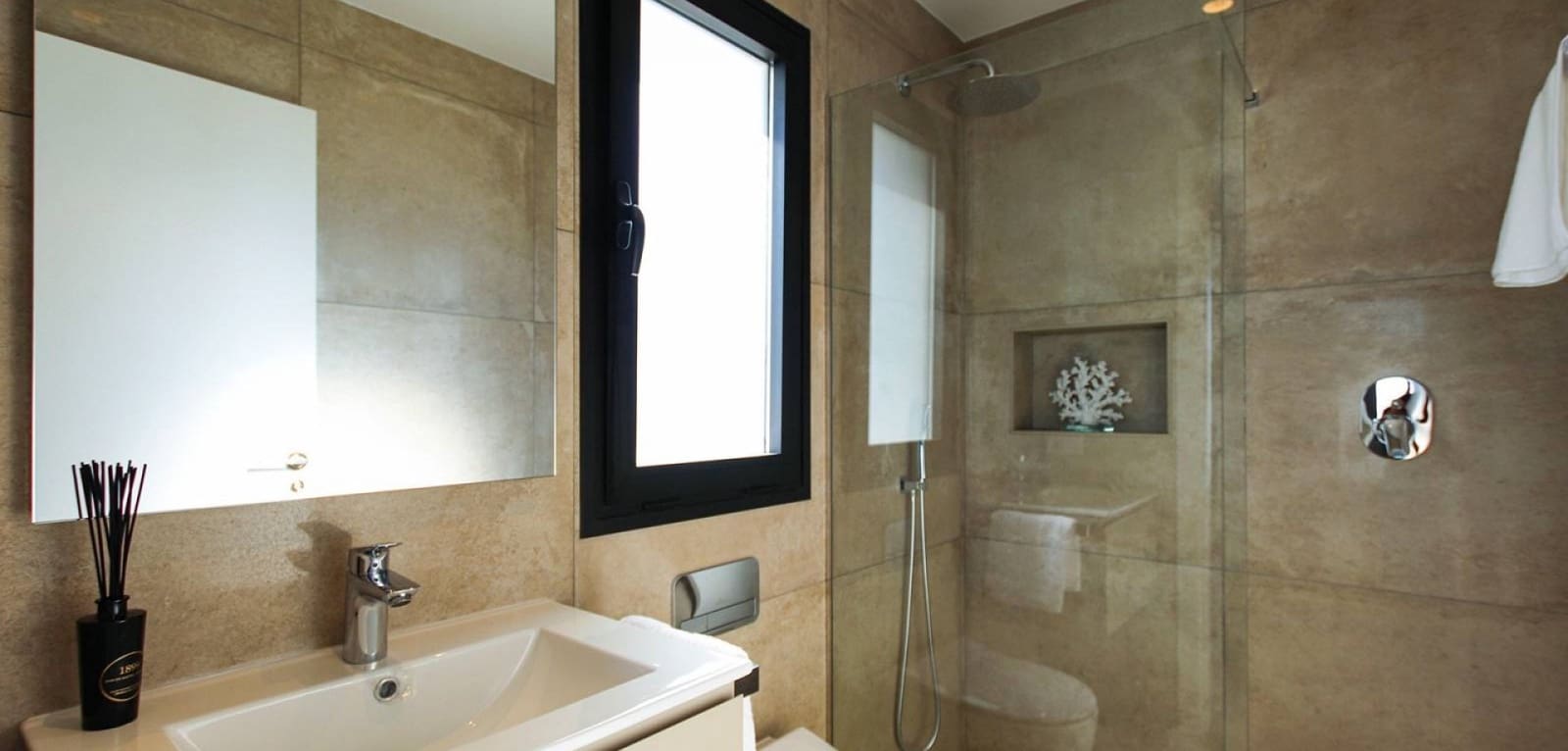 3 makuuhuone Huvila myytävänä paikassa Ciudad Quesada mukana uima-altaan - 750 000 € (Ref: 9024897)