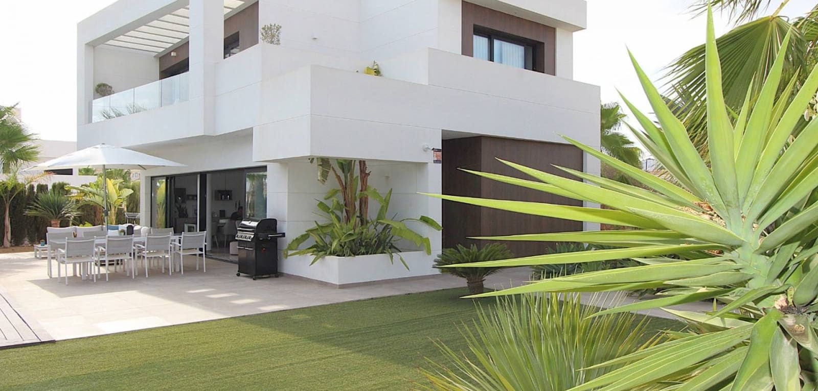 3 makuuhuone Huvila myytävänä paikassa Ciudad Quesada mukana uima-altaan - 750 000 € (Ref: 9024897)