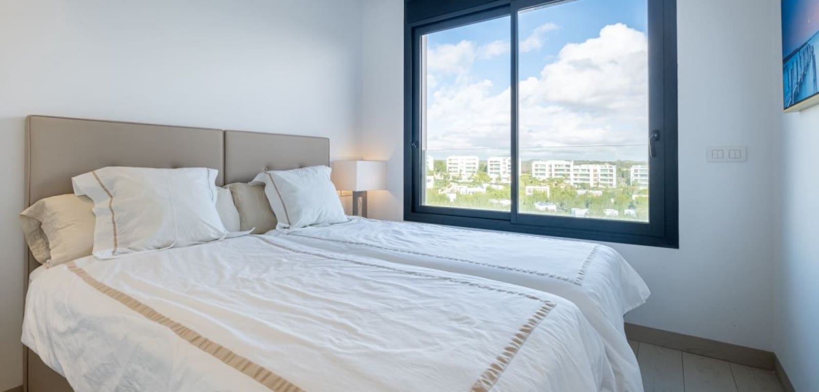 2 bedroom Apartment for sale in Orihuela Costa with pool - € 369,000 (Ref: 9024899)