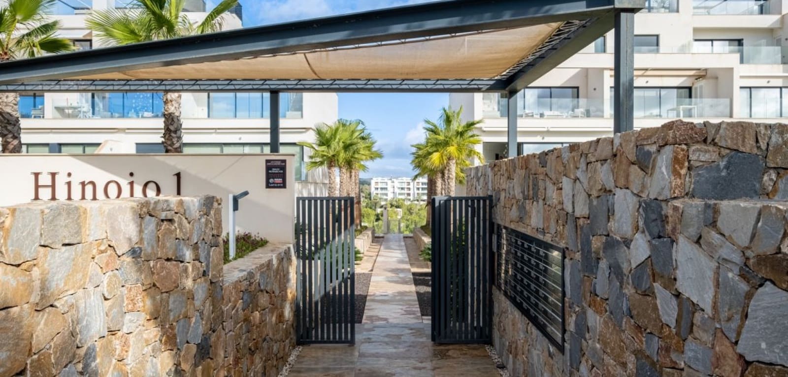 2 bedroom Apartment for sale in Orihuela Costa with pool - € 369,000 (Ref: 9024899)