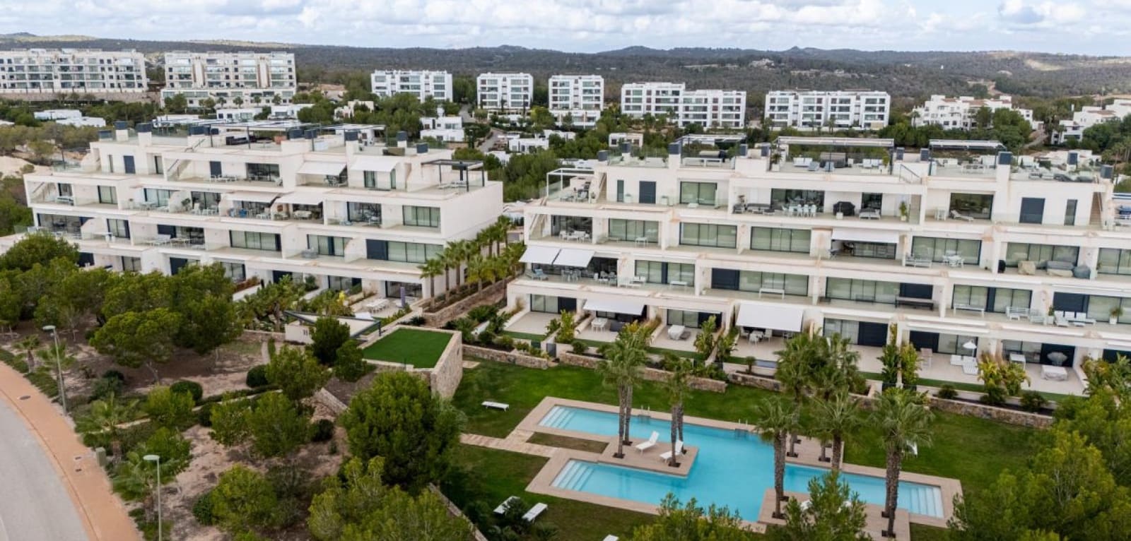 2 bedroom Apartment for sale in Orihuela Costa with pool - € 369,000 (Ref: 9024899)