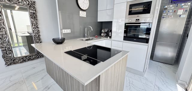 4 bedroom Villa for sale in Villamartin, Orihuela with pool - € 450,000 (Ref: 9041605)