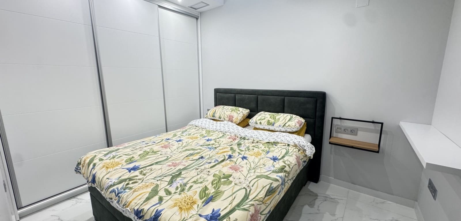 4 bedroom Villa for sale in Villamartin with pool - € 450,000 (Ref: 9041605)