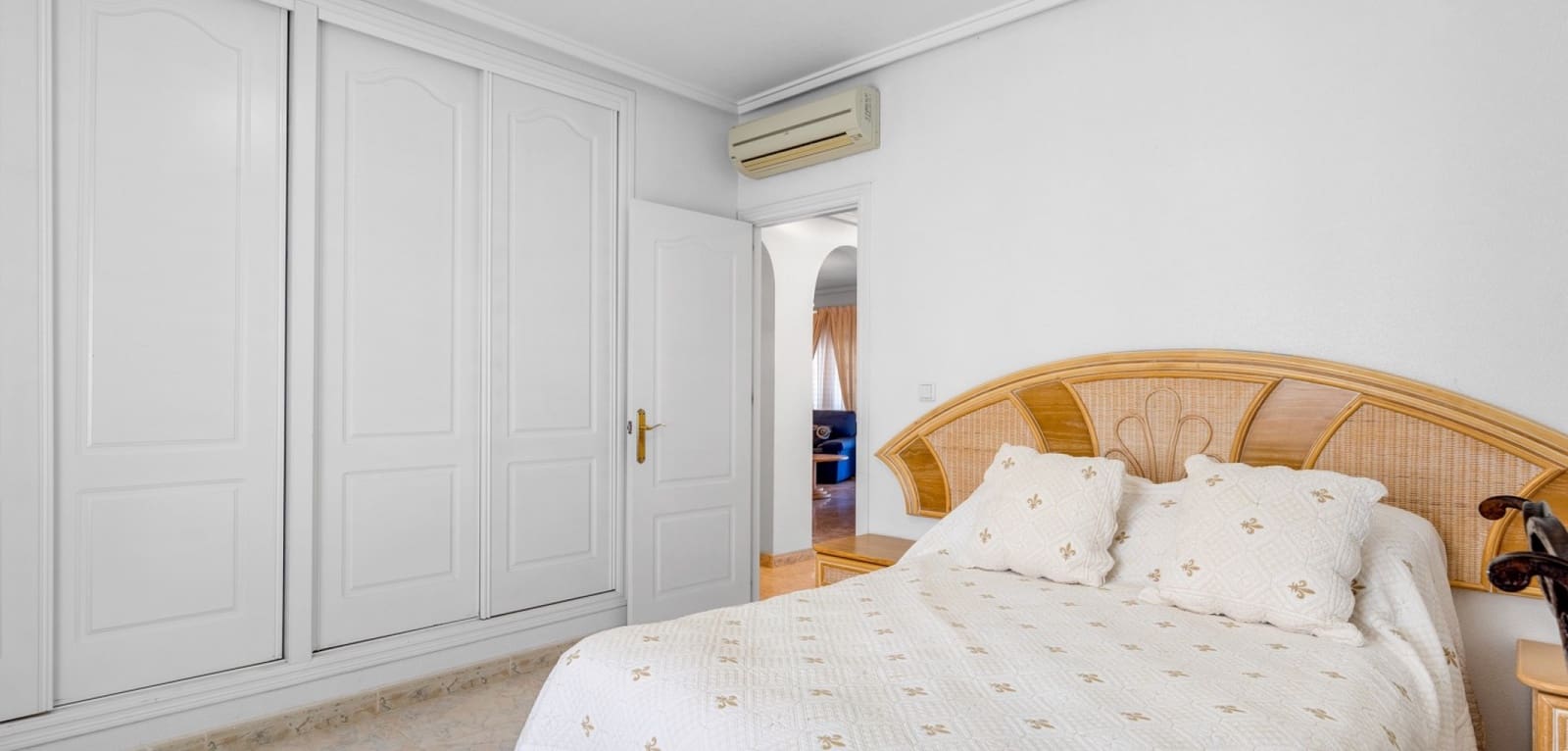 7 Zimmer Villa zu verkaufen in Ciudad Quesada mit Pool - 750.000 € (Ref: 9043819)