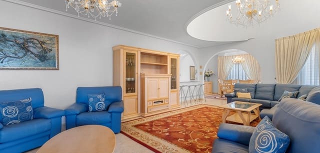 7 Zimmer Villa zu verkaufen in Ciudad Quesada, Rojales mit Pool - 750.000 € (Ref: 9043819)