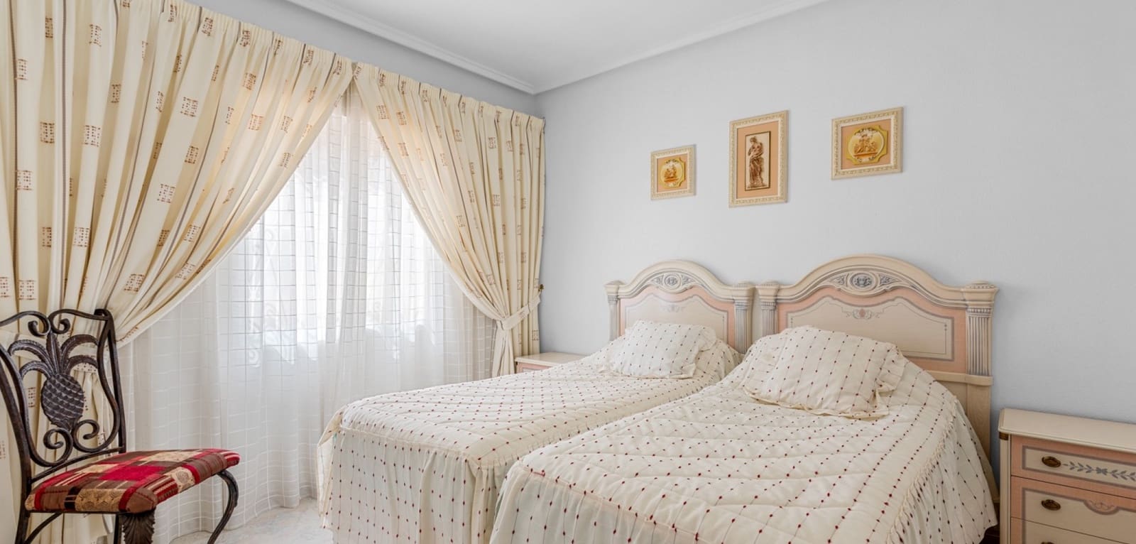 7 Zimmer Villa zu verkaufen in Ciudad Quesada mit Pool - 750.000 € (Ref: 9043819)