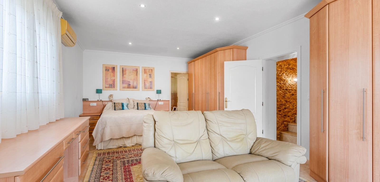 7 Zimmer Villa zu verkaufen in Ciudad Quesada mit Pool - 750.000 € (Ref: 9043819)