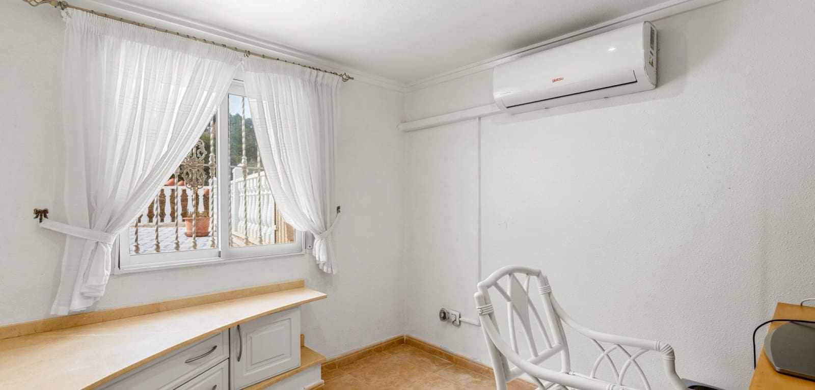 7 Zimmer Villa zu verkaufen in Ciudad Quesada mit Pool - 750.000 € (Ref: 9043819)