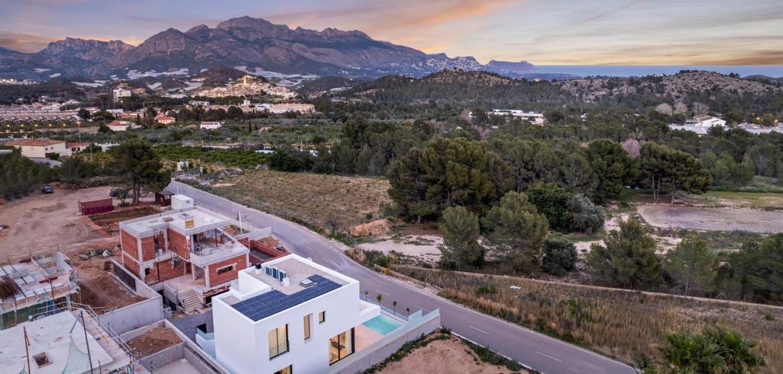 4 chambre Villa/Maison à vendre à Polop avec piscine - 725 000 € (Ref: 9049256)