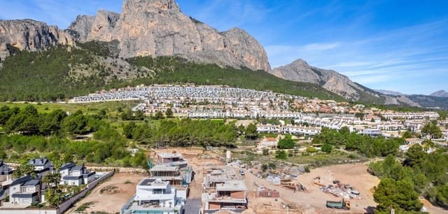 4 chambre Villa/Maison à vendre à Polop avec piscine - 725 000 € (Ref: 9049256)