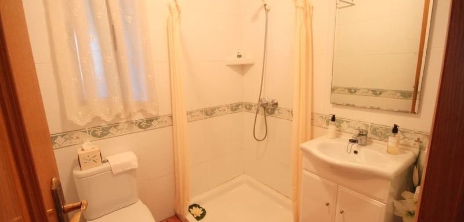 5 bedroom Villa for sale in Torrevieja with pool - € 620,000 (Ref: 9061714)