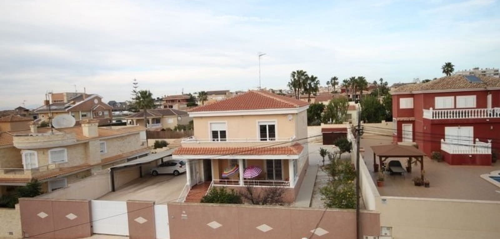 5 bedroom Villa for sale in Torrevieja with pool - € 620,000 (Ref: 9061714)