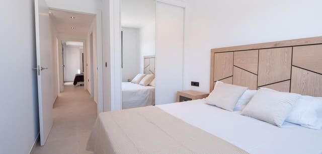 3 soveværelse Villa til salg i La Marina, Elche / Elx med swimmingpool - € 397.500 (Ref: 9084381)