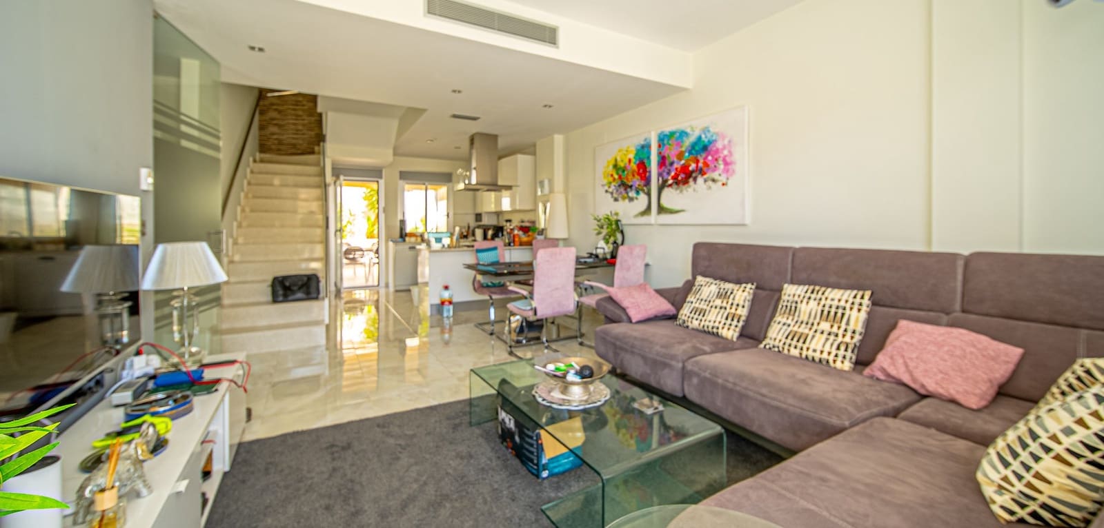 3 makuuhuone Huvila myytävänä paikassa Orihuela Costa mukana uima-altaan - 389 000 € (Ref: 9096276)