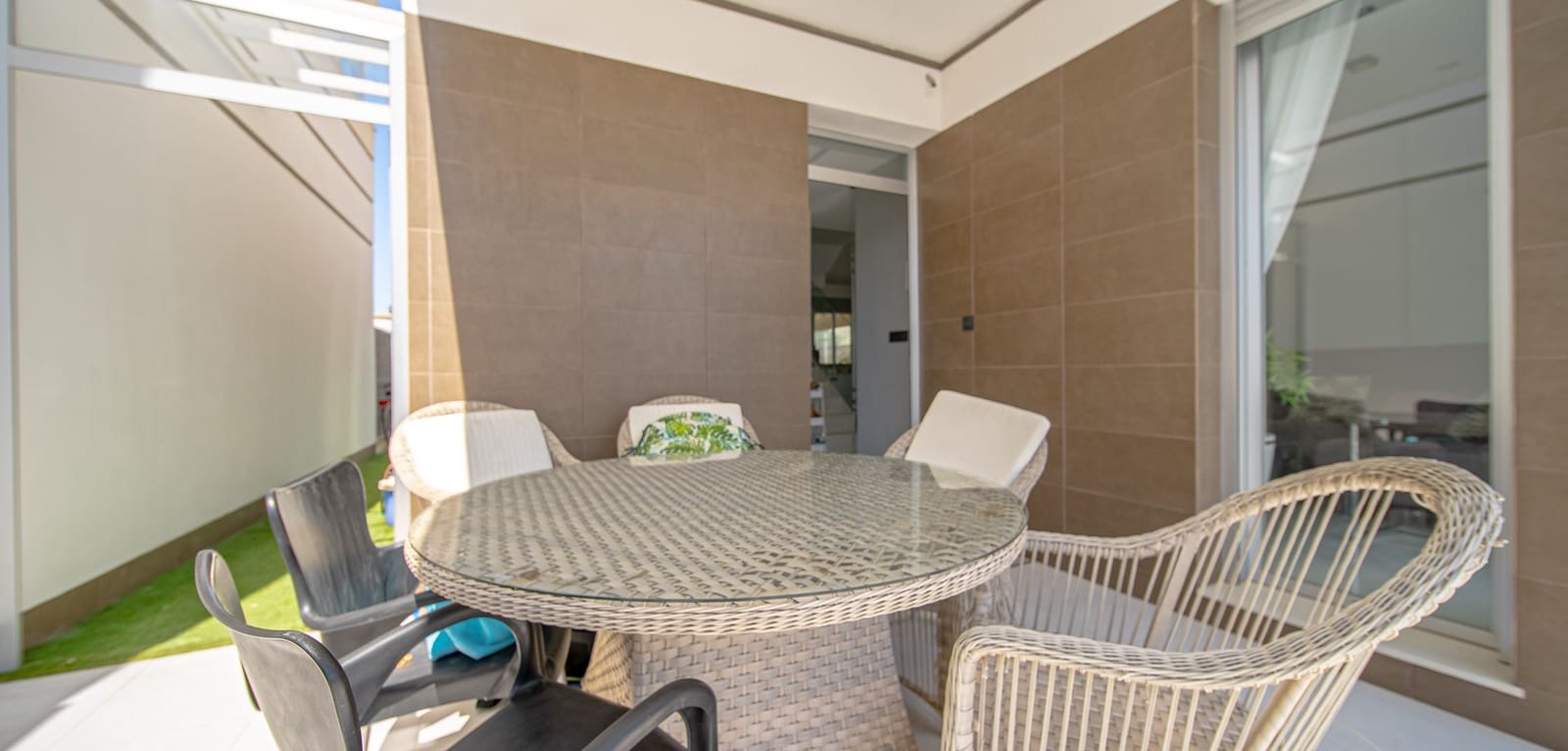 3 makuuhuone Huvila myytävänä paikassa Orihuela Costa mukana uima-altaan - 389 000 € (Ref: 9096276)