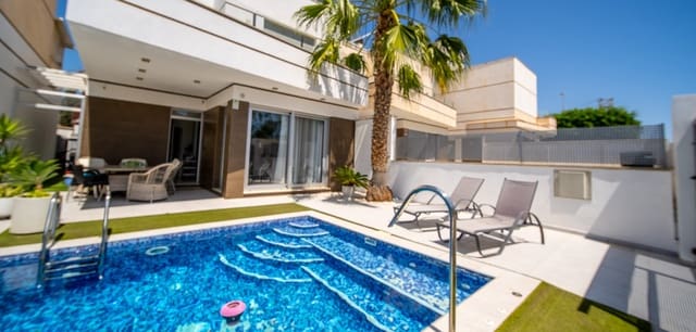 3 quarto Moradia para venda em Lomas de Cabo Roig - Los Dolses, Orihuela com piscina - 389 000 € (Ref: 9096276)