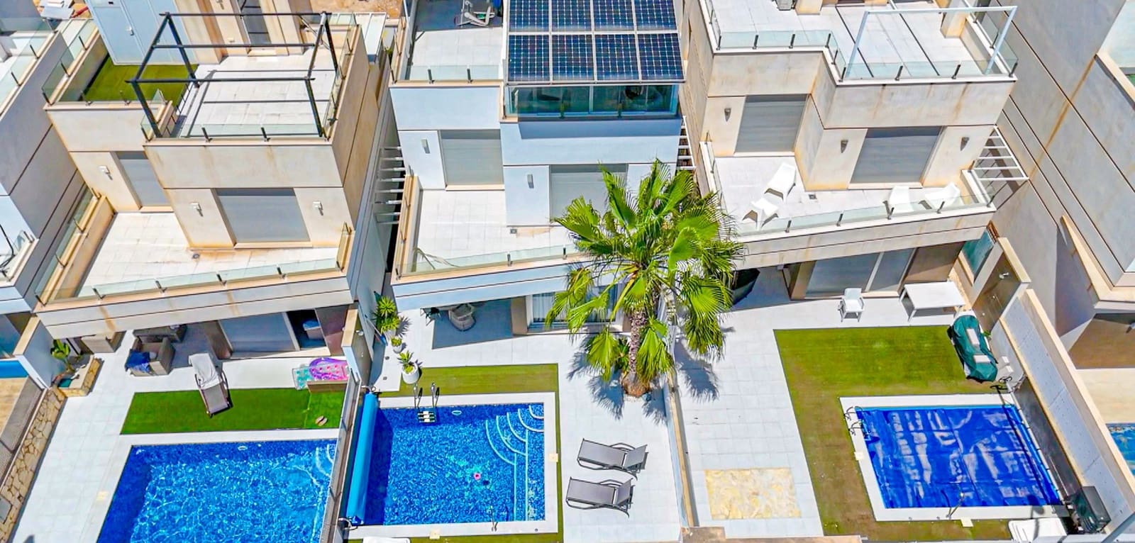 3 makuuhuone Huvila myytävänä paikassa Orihuela Costa mukana uima-altaan - 389 000 € (Ref: 9096276)