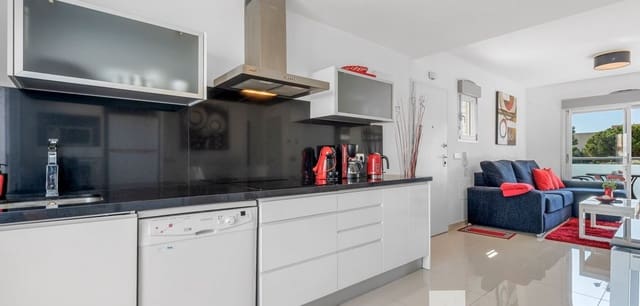 2 bedroom Bungalow for sale in Punta Prima, Orihuela with pool - € 279,000 (Ref: 9103774)