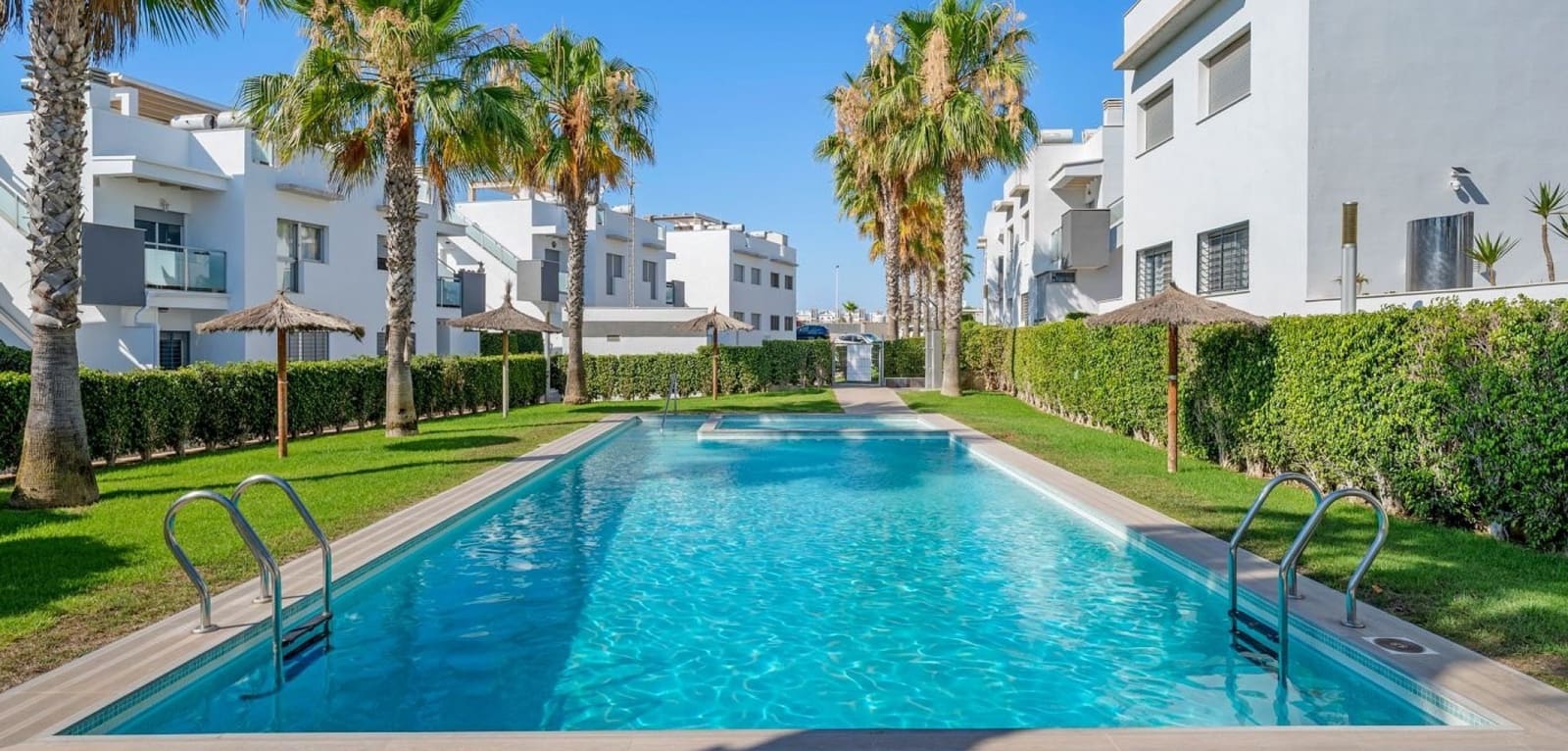 2 camera da letto Bungalow in vendita in Orihuela Costa con piscina - 279.000 € (Rif: 9103774)