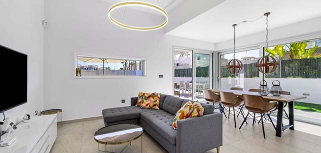 3 soveværelse Villa til salg i El Raso, Guardamar del Segura med swimmingpool - € 399.000 (Ref: 9107306)