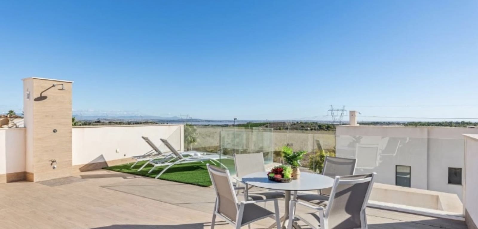 3 slaapkamer Villa te koop in San Miguel de Salinas met zwembad - € 355.000 (Ref: 9112800)