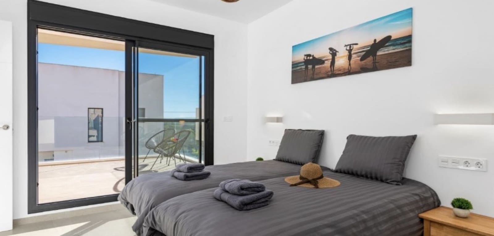 3 slaapkamer Villa te koop in San Miguel de Salinas met zwembad - € 355.000 (Ref: 9112800)