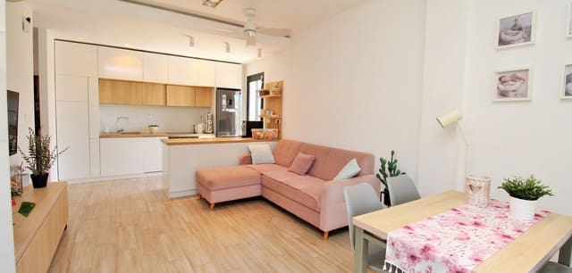 3 quarto Moradia para venda em La Zenia, Orihuela com piscina - 499 000 € (Ref: 9135160)