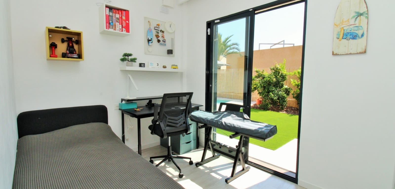 3 bedroom Villa for sale in La Zenia with pool - € 499,000 (Ref: 9135160)