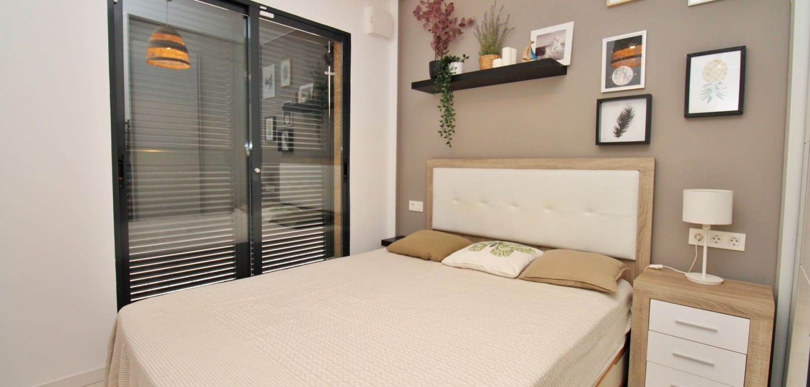 3 bedroom Villa for sale in La Zenia with pool - € 499,000 (Ref: 9135160)