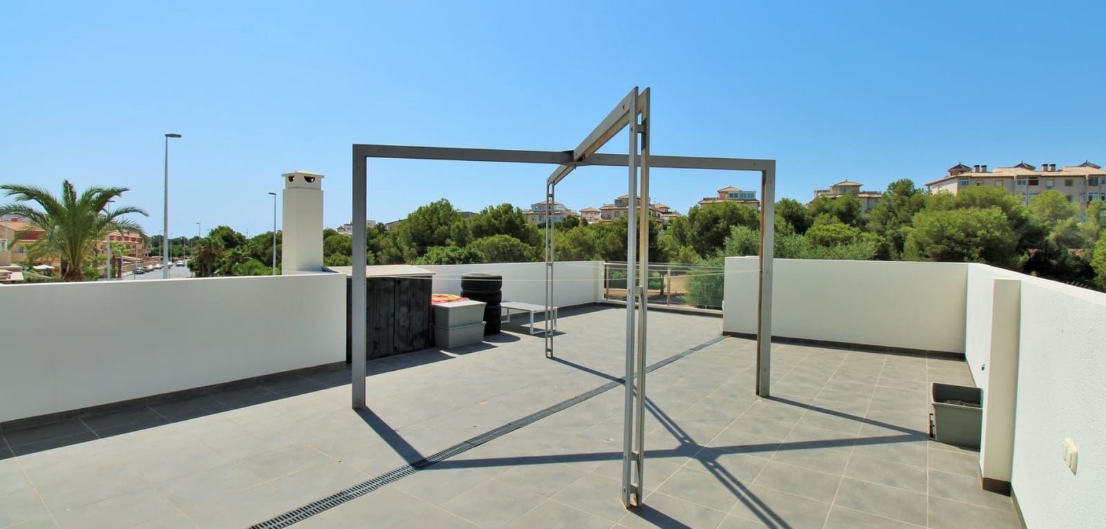 3 bedroom Villa for sale in La Zenia with pool - € 499,000 (Ref: 9135160)